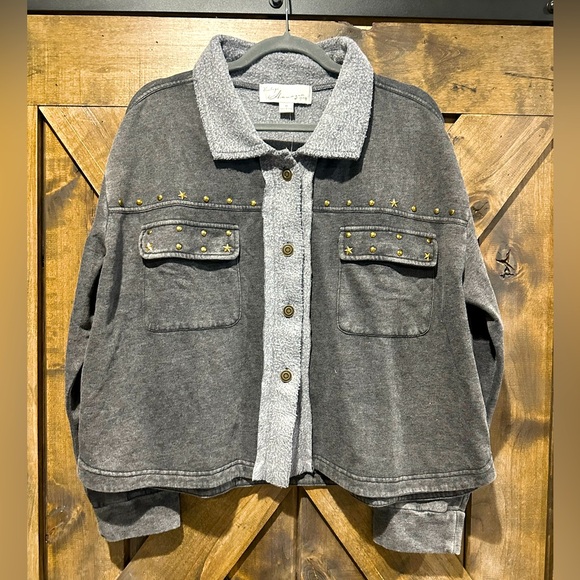 NWT Vintage Havana Gray Shacket Style Embellished Top - Picture 12 of 16